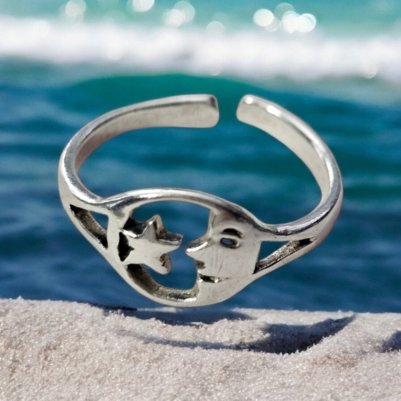Moon and Star Toe Ring, adjustable .925 Sterling Silver - Picture 1 of 5